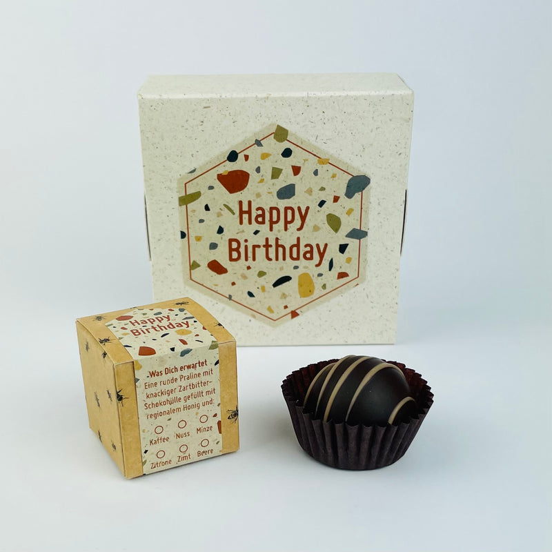 Honigpralinen mit Botschaft Happy Birthday in Terrazzo Optik