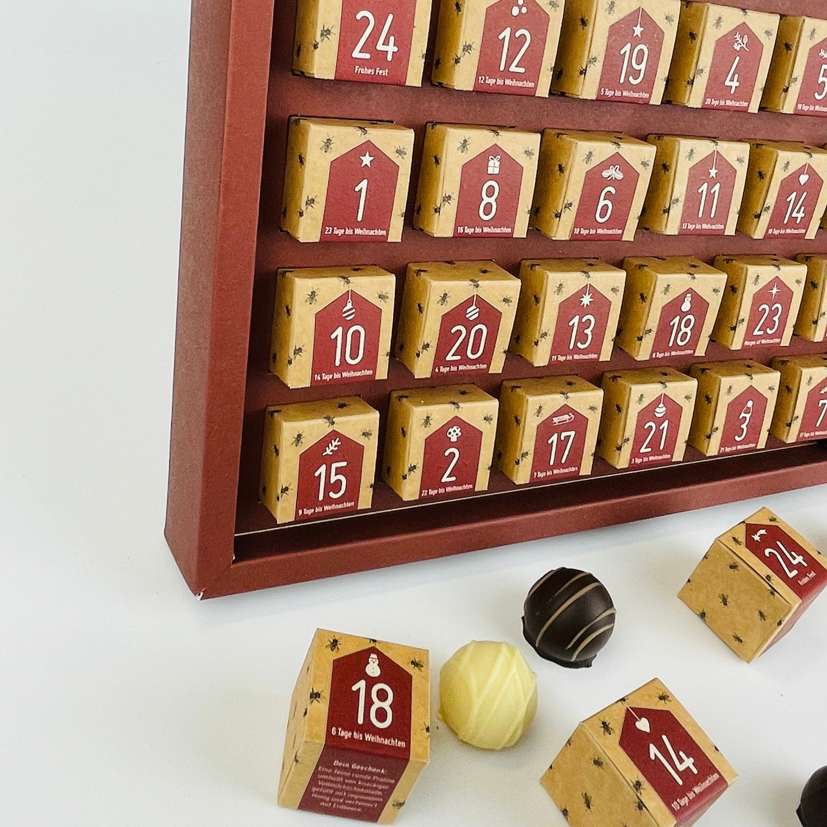 Adventskalender mit 24 Honigpralinen
